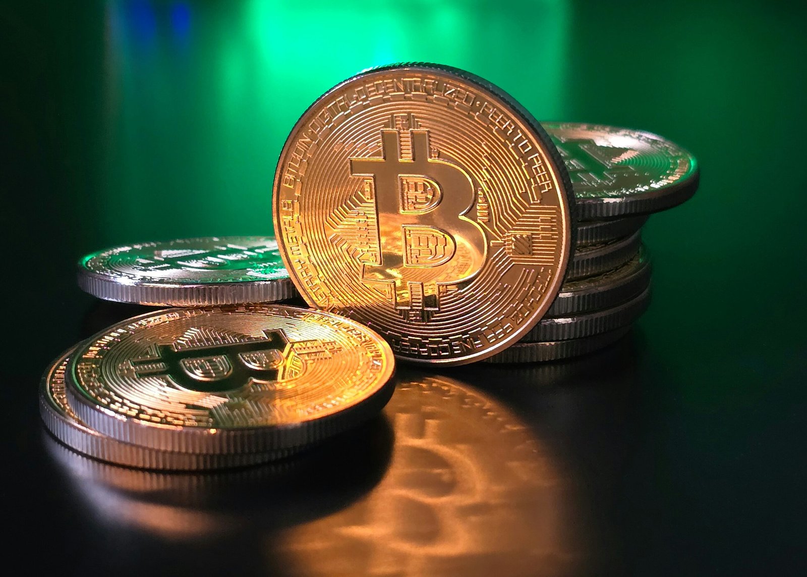 Read more about the article “Top 10 Crypto To Invest In April 2025 [By Market Cap]”